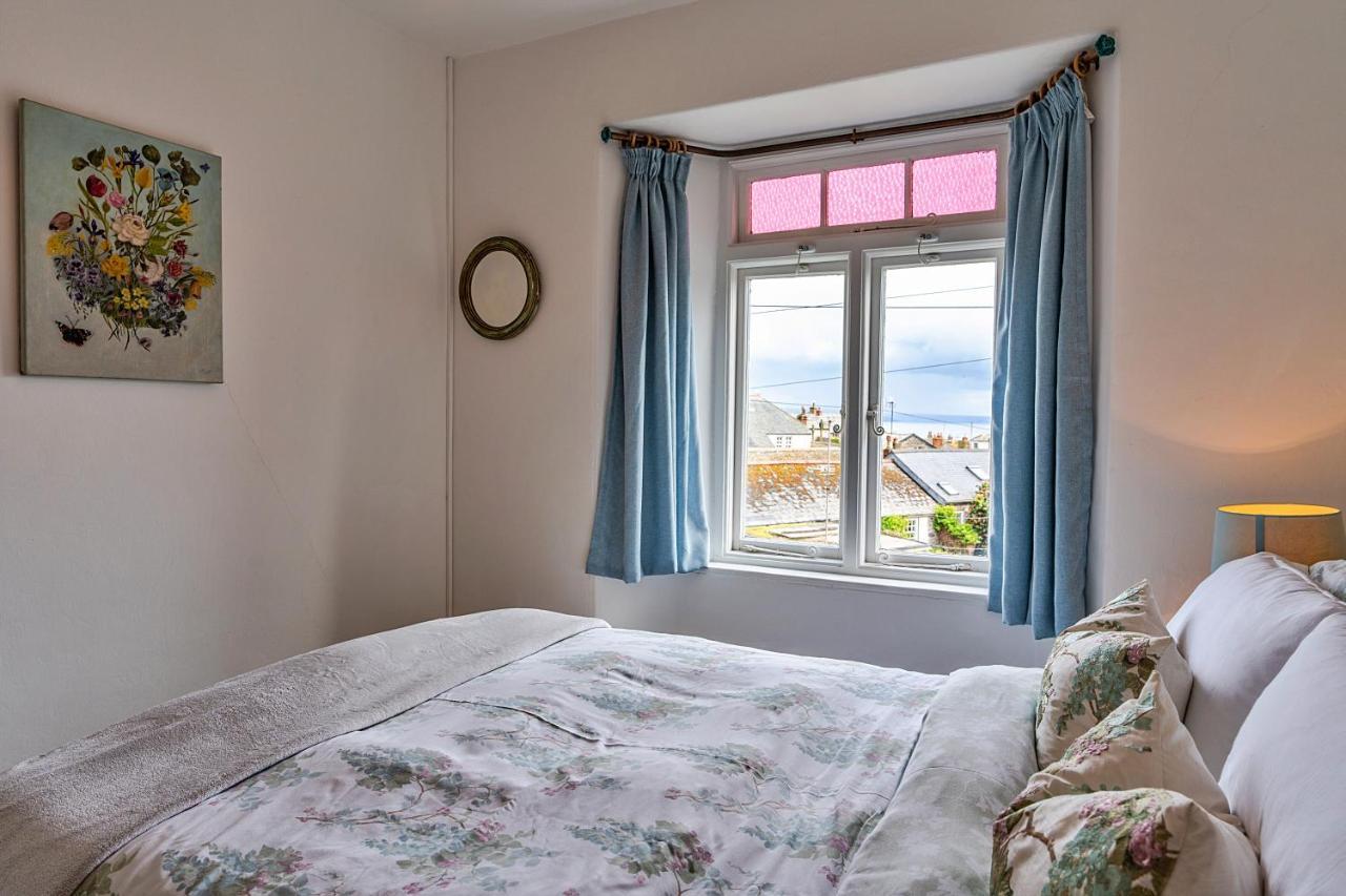 Finest Retreats - Cosy Mousehole Cottage With Sea Views Exterior photo